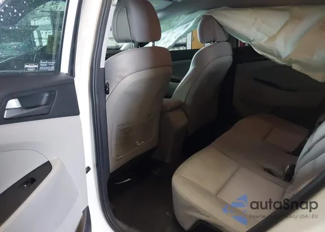 2017 Hyundai Tucson Se z USA, uszkodzony, nr VIN KM8J33A47HU434902